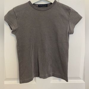 Brandy Melville t-shirt